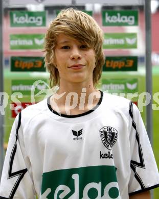 Fussball Bundesliga. Fussballakademie SK Austria Kaernten U15. BNZ. Bundesnachwuchszentrum. Mathias Maierhofer. Klagenfurt, am 16.9.2008.
Foto: Kuess 
---
pressefotos, pressefotografie, kuess, qs, qspictures, sport, bild, bilder, bilddatenbank