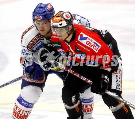 EBEL.  Eishockey Bundesliga. EC Pasut VSV gegen HC TWK Innsbruck. Jonathan Ferland (VSV),Harald Ofner (Innsbruck). Villach, am 30.9.2008.
Foto: Kuess

---
pressefotos, pressefotografie, kuess, qs, qspictures, sport, bild, bilder, bilddatenbank