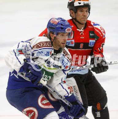 EBEL.  Eishockey Bundesliga. EC Pasut VSV gegen HC TWK Innsbruck. Nikolas Petrik (VSV), Kent Salfi  (Innsbruck). Villach, am 30.9.2008.
Foto: Kuess

---
pressefotos, pressefotografie, kuess, qs, qspictures, sport, bild, bilder, bilddatenbank