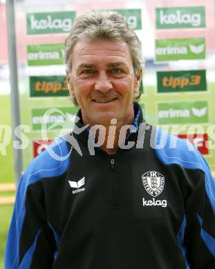 Fussball Bundesliga. SK Austria Kaernten Akademie U19. BNZ. Bundesnachwuchszentrum. Trainer Hannes Haubitz. Klagenfurt, am 16.9.2008.
Foto: Kuess 
---
pressefotos, pressefotografie, kuess, qs, qspictures, sport, bild, bilder, bilddatenbank
