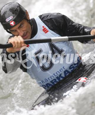 Kaerntner Landesmeisterschaften Wildwasser. Kajak. Herwig Natmessnig (KV Klagenfurt, AUT). Klagenfurt - Gurkerbruecke, 28.9.2008.
Foto: Kuess


---
pressefotos, pressefotografie, kuess, qs, qspictures, sport, bild, bilder, bilddatenbank