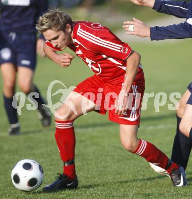 Fussball. Tipp3-Bundesliga. Unterliga Ost. Ludmannsdorf gegen Ruden. Christopher Hoesel (Ruden). Ludmannsdorf, am 28.9.2008. 
Foto: Kuess

---
pressefotos, pressefotografie, kuess, qs, qspictures, sport, bild, bilder, bilddatenbank