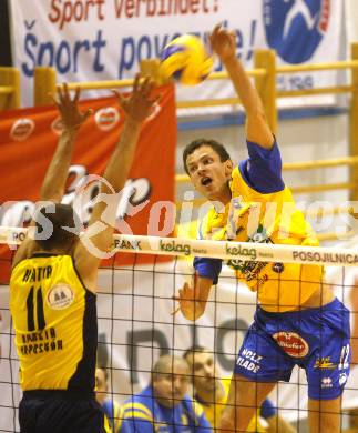 Volleyball. MEVZA. Aich/Dob gegen Kaposvar. Milan Bencz (Aich).Prevalje, 11.10.2008.
Foto: Kuess

---
pressefotos, pressefotografie, kuess, qs, qspictures, sport, bild, bilder, bilddatenbank