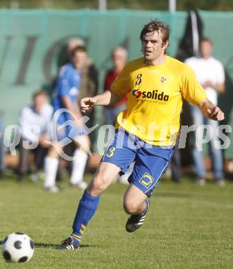 Fussball. Kaerntner Liga. Sittersdorf gegen VSV. Micheu Karl (Sittersdorf). Sittersdorf, 12.10.2008.
Foto: Kuess
---
pressefotos, pressefotografie, kuess, qs, qspictures, sport, bild, bilder, bilddatenbank