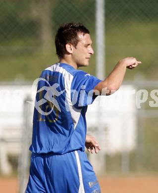 Fussball. Kaerntner Liga. Sittersdorf gegen VSV. Weissenberger Philipp (VSV). Sittersdorf, 12.10.2008.
Foto: Kuess
---
pressefotos, pressefotografie, kuess, qs, qspictures, sport, bild, bilder, bilddatenbank