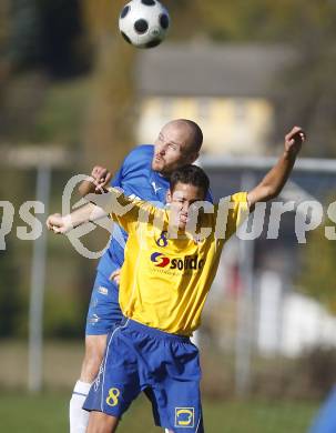 Fussball. Kaerntner Liga. Sittersdorf gegen VSV. Hadzisulejmanovic Admir (Sittersdorf), Morak Andreas (VSV). Sittersdorf, 12.10.2008.
Foto: Kuess
---
pressefotos, pressefotografie, kuess, qs, qspictures, sport, bild, bilder, bilddatenbank