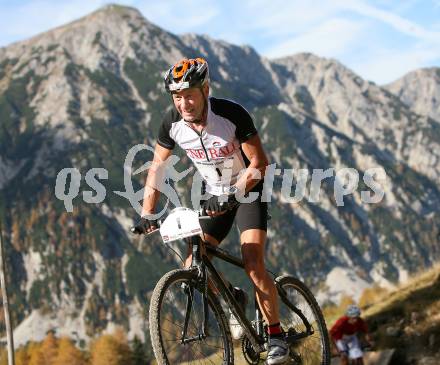 Kosiak Loewe. Siegi Hochenwarter. Klagenfurter Huette, am 11.10.2008.
Foto: Kuess
---
pressefotos, pressefotografie, kuess, qs, qspictures, sport, bild, bilder, bilddatenbank