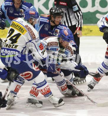 EBEL. Eishockey Bundesliga. VSV gegen Alba Volan. Guenther Lanzinger, Roland Kaspitz (VSV). Villach, am 12.10.2008.
Foto: Kuess
---
pressefotos, pressefotografie, kuess, qs, qspictures, sport, bild, bilder, bilddatenbank