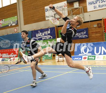 Badminton Bundesliga. ASKOE Kelag Kaernten gegen Dornbirn. Stiliyan Makarski, Michael Trojan. Klagenfurt, am 12.10.2008.
Foto: Kuess

---
pressefotos, pressefotografie, kuess, qs, qspictures, sport, bild, bilder, bilddatenbank