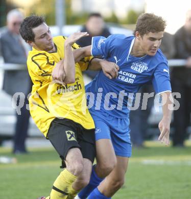 Fussball Unterliga West. Magdalener SC gegen SV Sachsenburg. Manuel Lips (Magdalen), Michael Gigler (Sachsenburg). Magdalen, am 12.10.2008.
Foto: Kuess  
---
pressefotos, pressefotografie, kuess, qs, qspictures, sport, bild, bilder, bilddatenbank