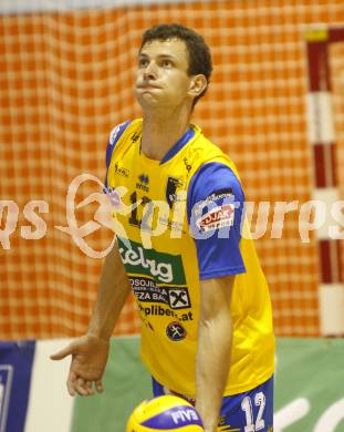 Volleyball. MEVZA. Aich/Dob gegen Kaposvar. BENCZ Milan (Aich). Prevalje, 11.10.2008.
Foto: Kuess

---
pressefotos, pressefotografie, kuess, qs, qspictures, sport, bild, bilder, bilddatenbank