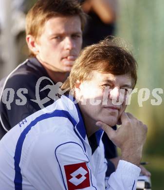 Fussball Regionalliga. SAK gegen SV Bad Aussee. Trainer Ivo Goelz (Bad Aussee). Klagenfurt, am 11.10.2008.
Foto: Kuess 
---
pressefotos, pressefotografie, kuess, qs, qspictures, sport, bild, bilder, bilddatenbank