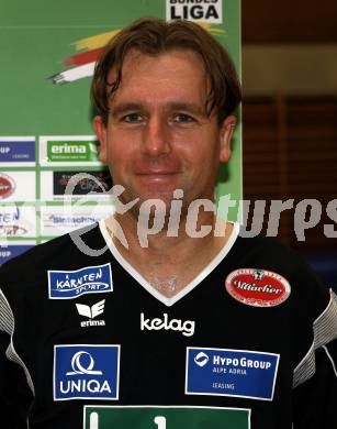 Badminton Bundesliga. ASKOE Kelag Kaernten gegen Dornbirn. Armin Kreulitsch (Kaernten). Klagenfurt, am 12.10.2008.
Foto: Kuess

---
pressefotos, pressefotografie, kuess, qs, qspictures, sport, bild, bilder, bilddatenbank