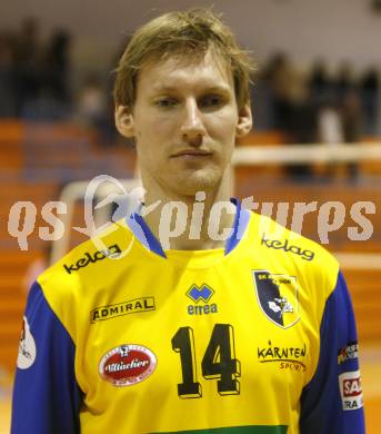 Volleyball. MEVZA. Aich/Dob gegen Kaposvar. Wolfgang Schiesterl 
(Aich). Prevalje, 11.10.2008.
Foto: Kuess

---
pressefotos, pressefotografie, kuess, qs, qspictures, sport, bild, bilder, bilddatenbank