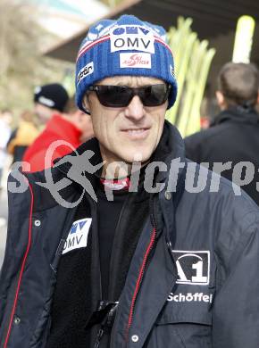 Schispringen. Oesterreichische Meisterschaften 2008. Anton Innauer. Villach, 18.10.2008
Foto: Kuess

---
pressefotos, pressefotografie, kuess, qs, qspictures, sport, bild, bilder, bilddatenbank