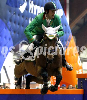 Reiten. Internationales Reit- u. Springturnier. Gerfried Puck (AUT),
Koala Du Prelet. Klagenfurt, 19.10.2008.
Foto: Nadja Kuess

---
pressefotos, pressefotografie, kuess, qs, qspictures, sport, bild, bilder, bilddatenbank