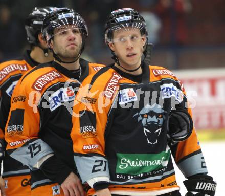 EBEL. Eishockey Bundesliga. VSV gegen Graz. Daniel Schildorfer, Troy Riddle (Graz). Villach, am 21.10.2008.
Foto: Kuess 
Foto: Kuess

---
pressefotos, pressefotografie, kuess, qs, qspictures, sport, bild, bilder, bilddatenbank