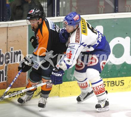 EBEL. Eishockey Bundesliga. VSV gegen Graz. Robby Sandrock (VSV),  Stefan Herzog (Graz). Villach, am 21.10.2008.
Foto: Kuess 
Foto: Kuess

---
pressefotos, pressefotografie, kuess, qs, qspictures, sport, bild, bilder, bilddatenbank