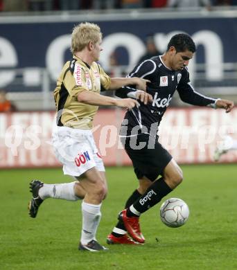 Fussball. Tipp3-Bundesliga. SK Austria Kelag Kaernten gegen LASK. Rocha Sobrinho Filho Adi  (Kaernten), Prager Thomas  (LASK). Klagenfurt, 26.10.2008
Copyright Kuess

---
pressefotos, pressefotografie, kuess, qs, qspictures, sport, bild, bilder, bilddatenbank