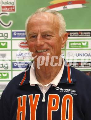 Badminton Bundesliga. ASKOE Kelag Kaernten gegen Dornbirn. Helmut Kreulitsch. Klagenfurt, am 12.10.2008.
Foto: Kuess

---
pressefotos, pressefotografie, kuess, qs, qspictures, sport, bild, bilder, bilddatenbank