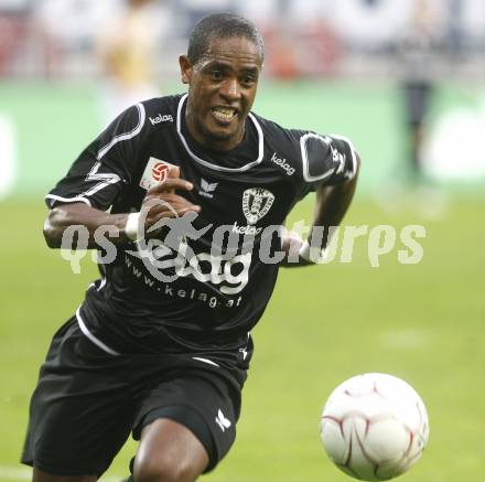 Fussball. Tipp3-Bundesliga. SK Austria Kelag Kaernten gegen LASK. Alexandre Chiquinho Da Silva (Kaernten). Klagenfurt, 26.10.2008
Copyright Kuess

---
pressefotos, pressefotografie, kuess, qs, qspictures, sport, bild, bilder, bilddatenbank