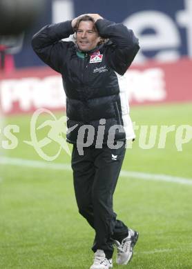 Fussball. Tipp3-Bundesliga. SK Austria Kelag Kaernten gegen LASK. Trainer Frenkie Schinkels (Kaernten). Klagenfurt, 26.10.2008
Copyright Kuess

---
pressefotos, pressefotografie, kuess, qs, qspictures, sport, bild, bilder, bilddatenbank