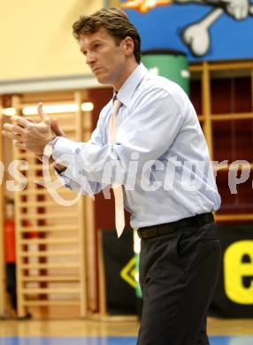 Basketball Bundesliga. Woerthersee Piraten gegen UBC St. Poelten. Trainer Matthias Fischer  (Piraten).  Klagenfurt, 26.10.2008
Copyright Kuess

---
pressefotos, pressefotografie, kuess, qs, qspictures, sport, bild, bilder, bilddatenbank