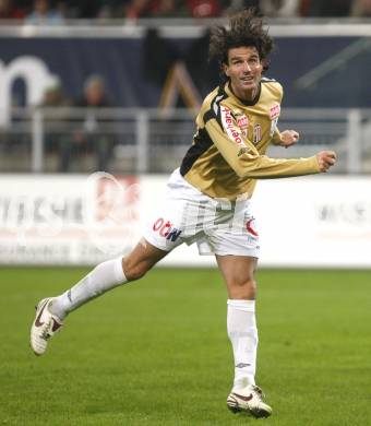 Fussball. Tipp3-Bundesliga. SK Austria Kelag Kaernten gegen LASK. Michael Baur (LASK). Klagenfurt, 26.10.2008
Copyright Kuess

---
pressefotos, pressefotografie, kuess, qs, qspictures, sport, bild, bilder, bilddatenbank