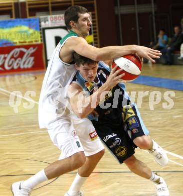 Basketball Bundesliga. Woerthersee Piraten gegen UBC St. Poelten. Selmir Husanovic  (Piraten), Martin Speiser (St. Poelten).  Klagenfurt, 26.10.2008
Copyright Kuess

---
pressefotos, pressefotografie, kuess, qs, qspictures, sport, bild, bilder, bilddatenbank