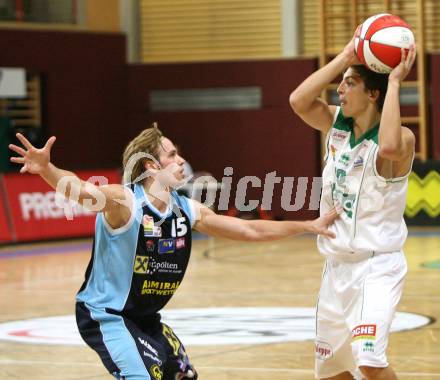 Basketball Bundesliga. Woerthersee Piraten gegen UBC St. Poelten. Sebastian Schaal  (Piraten), David Jandl (St. Poelten).  Klagenfurt, 26.10.2008
Foto: Nadja Kuess

---
pressefotos, pressefotografie, kuess, qs, qspictures, sport, bild, bilder, bilddatenbank