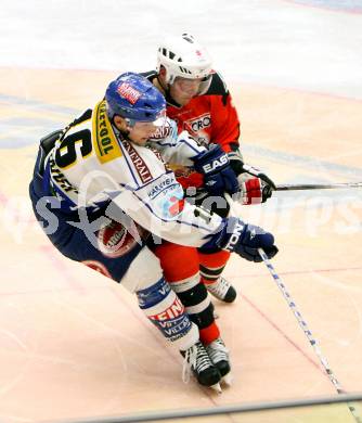 EBEL. Eishockey Bundesliga. VSV gegen HK Acroni Jesenice. CAVANAUGH Dan  (VSV), DERVARIC Damjan  (Jesenice). Villach, am 28.10.2008.
Foto: Kuess

---
pressefotos, pressefotografie, kuess, qs, qspictures, sport, bild, bilder, bilddatenbank