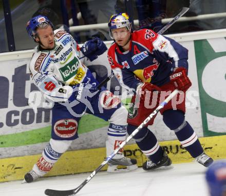 EBEL. Eishockey Bundesliga. EC VSV gegen Red Bull Salzburg. Roland Kaspitz, (VSV), Jeremy Rebek (Salzburg). Villach, am 30.10.2008.
Foto: Kuess

---
pressefotos, pressefotografie, kuess, qs, qspictures, sport, bild, bilder, bilddatenbank