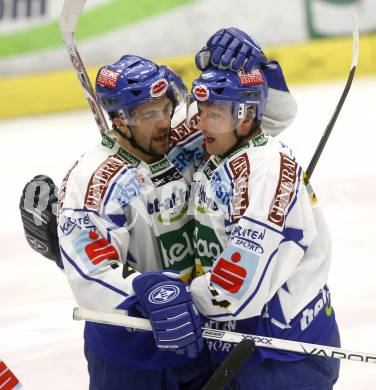 EBEL. Eishockey Bundesliga. EC VSV gegen Red Bull Salzburg. Torjubel Darell Scoville, Guenther Lanzinger (VSV). Villach, am 30.10.2008.
Foto: Kuess

---
pressefotos, pressefotografie, kuess, qs, qspictures, sport, bild, bilder, bilddatenbank