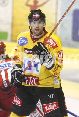 EBEL. Eishockey Bundesliga. KAC gegen Vienna Capitals. Douglas Lynch (Vienna). Klagenfurt, am 28.10.2008.
Foto: Kuess 

---
pressefotos, pressefotografie, kuess, qs, qspictures, sport, bild, bilder, bilddatenbank