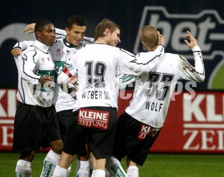 Fussball. Tipp3-Bundesliga. SK Austria Kelag Kaernten  gegen Rapid Wien. Torjubel Sandro Jose Da Silva, Haris Bukva, Manuel Weber, Patrick Wolf (Austria Kaernten). Klagenfurt, 4.11.2008. 
Copyright Kuess

---
pressefotos, pressefotografie, kuess, qs, qspictures, sport, bild, bilder, bilddatenbank