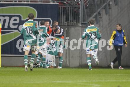 Fussball. Tipp3-Bundesliga. SK Austria Kelag Kaernten  gegen Rapid Wien. Torjubel  (Rapid). Klagenfurt, 4.11.2008. 
Copyright Kuess

---
pressefotos, pressefotografie, kuess, qs, qspictures, sport, bild, bilder, bilddatenbank