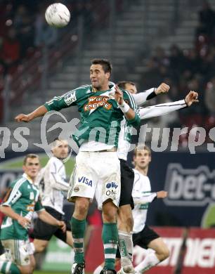 Fussball. Tipp3-Bundesliga. SK Austria Kelag Kaernten  gegen Rapid Wien. Manuel Ortlechner (Austria Kaernten), Stefan Maierhofer (Rapid). Klagenfurt, 4.11.2008. 
Copyright Kuess

---
pressefotos, pressefotografie, kuess, qs, qspictures, sport, bild, bilder, bilddatenbank