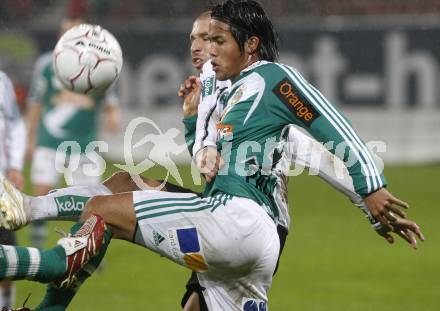 Fussball. Tipp3-Bundesliga. SK Austria Kelag Kaernten  gegen Rapid Wien. Patrick Wolf (Austria Kaernten), Stephan Palla (Rapid). Klagenfurt, 4.11.2008. 
Copyright Kuess

---
pressefotos, pressefotografie, kuess, qs, qspictures, sport, bild, bilder, bilddatenbank