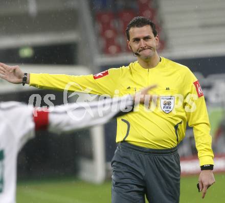 Fussball. Tipp3-Bundesliga. SK Austria Kelag Kaernten  gegen Rapid Wien. Schiedsrichter Thomas Einwaller. Klagenfurt, 4.11.2008. 
Copyright Kuess

---
pressefotos, pressefotografie, kuess, qs, qspictures, sport, bild, bilder, bilddatenbank