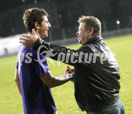 Fussball. Regionalliga. FC Kaernten gegen ASK Voitsberg. Mihret Topcagic, Josef Steindorfer (FCK).
Klagenfurt, 7.11.2008
Copyright Kuess

---
pressefotos, pressefotografie, kuess, qs, qspictures, sport, bild, bilder, bilddatenbank