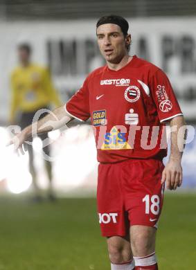 Fussball. Regionalliga. FC Kaernten gegen ASK Voitsberg. Hannes Hoeller (Voitsberg).
Klagenfurt, 7.11.2008
Copyright Kuess

---
pressefotos, pressefotografie, kuess, qs, qspictures, sport, bild, bilder, bilddatenbank