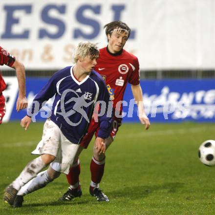 Fussball. Regionalliga. FC Kaernten gegen ASK Voitsberg. Hans Christian Rabl (FCK), Markus Pehsl (Voitsberg).
Klagenfurt, 7.11.2008
Copyright Kuess

---
pressefotos, pressefotografie, kuess, qs, qspictures, sport, bild, bilder, bilddatenbank