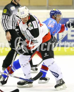 Eishockey Oberliga. Tarco Woelfe gegen ATSE Graz. Bruno Tarmann (Tarco).
Klagenfurt, 8.11.2008
Foto: Nadja Kuess

---
pressefotos, pressefotografie, kuess, qs, qspictures, sport, bild, bilder, bilddatenbank