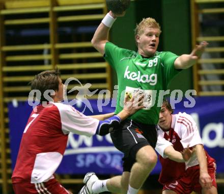 Handball Bundesliga. HCK59 gegen SVVW Klagenfurt. Thomas Kandolf (HCK), Thomas Laggner, Fabian Weidinger (SVVW). Klagenfurt, am 8.11.2008.
Copyright Kuess

---
pressefotos, pressefotografie, kuess, qs, qspictures, sport, bild, bilder, bilddatenbank