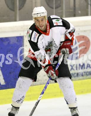 Eishockey Oberliga. Tarco Woelfe gegen ATSE Graz. Manuel Ferrara (Tarco).
Klagenfurt, 8.11.2008
Foto: Nadja Kuess

---
pressefotos, pressefotografie, kuess, qs, qspictures, sport, bild, bilder, bilddatenbank