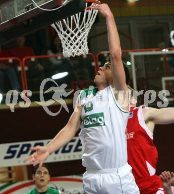 Basketball. Bundesliga. Kelag Woerthersee Piraten gegen BasketClubs Vienna. Erik Rhinehart. Klagenfurt, 8.11.2008
Foto: Nadja Kuess
---
pressefotos, pressefotografie, kuess, qs, qspictures, sport, bild, bilder, bilddatenbank