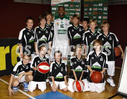 Basketball. Bundesliga. Kelag Woerthersee Piraten gegen BasketClubs Vienna. Spieler des Abends Tim Burnette (Piraten). Klagenfurt, 8.11.2008
Foto: Nadja Kuess

---
pressefotos, pressefotografie, kuess, qs, qspictures, sport, bild, bilder, bilddatenbank