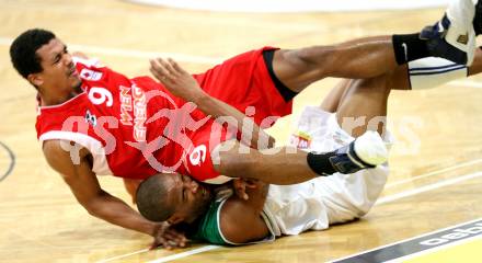 Basketball. Bundesliga. Kelag Woerthersee Piraten gegen BasketClubs Vienna. Tim Burnette (Piraten). Klagenfurt, 8.11.2008
Foto: Nadja Kuess
---
pressefotos, pressefotografie, kuess, qs, qspictures, sport, bild, bilder, bilddatenbank