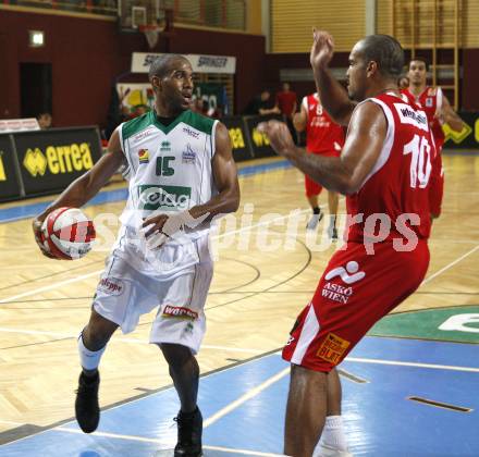 Basketball. Bundesliga. Kelag Woerthersee Piraten gegen BasketClubs Vienna. Tim Burnette (Piraten). Klagenfurt, 8.11.2008
Copyright Kuess

---
pressefotos, pressefotografie, kuess, qs, qspictures, sport, bild, bilder, bilddatenbank