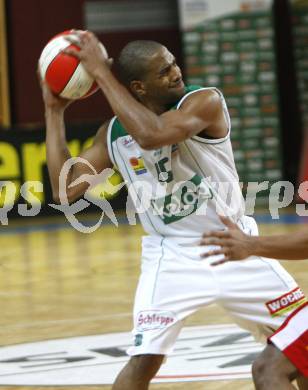 Basketball. Bundesliga. Kelag Woerthersee Piraten gegen BasketClubs Vienna. Tim Burnette (Piraten). Klagenfurt, 8.11.2008
Foto: Nadja Kuess
---
pressefotos, pressefotografie, kuess, qs, qspictures, sport, bild, bilder, bilddatenbank